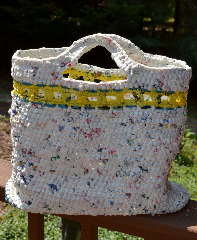 Поделки из полиэтиленовых пакетов