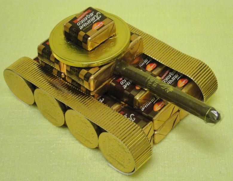 Поделка из конфет