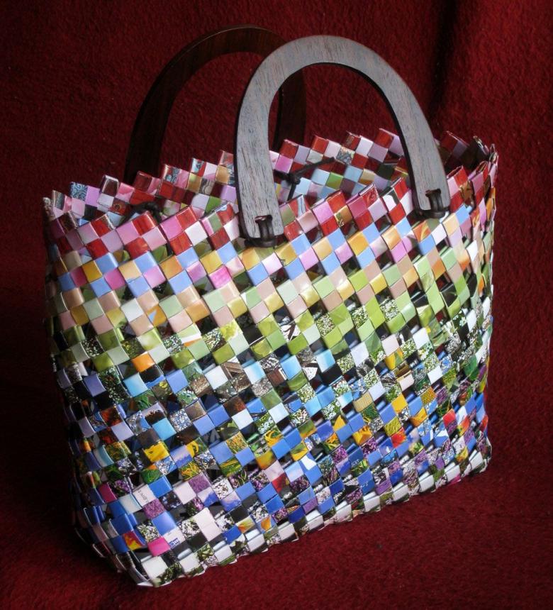 Поделки из полиэтиленовых пакетов