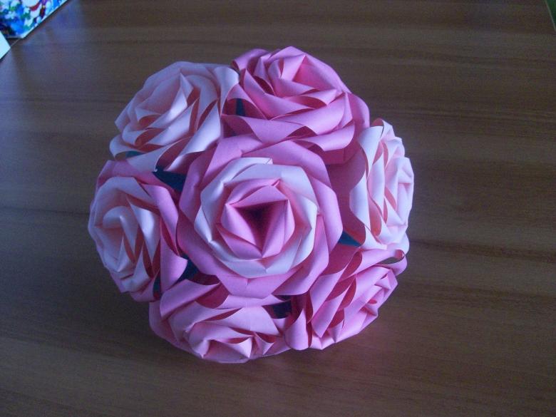 роза из бумаги