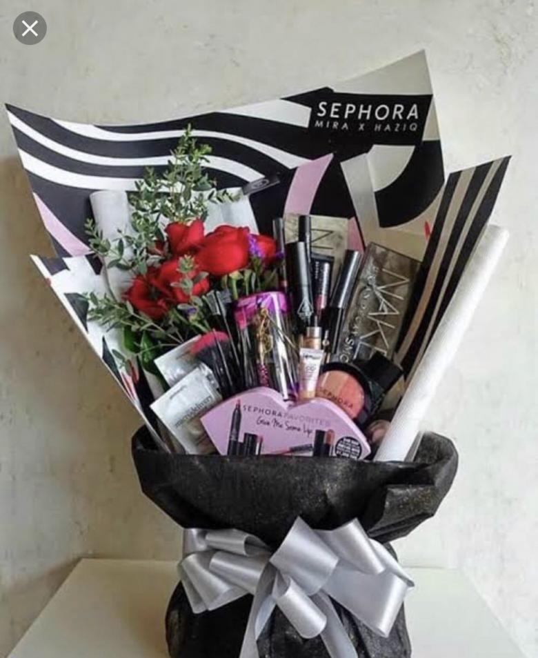 Подарок матери и тете