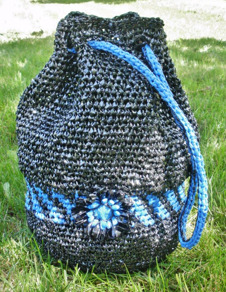 Поделки из полиэтиленовых пакетов