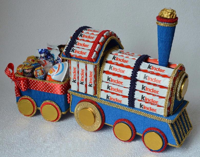 Поделка из конфет