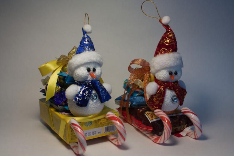 Поделка из конфет