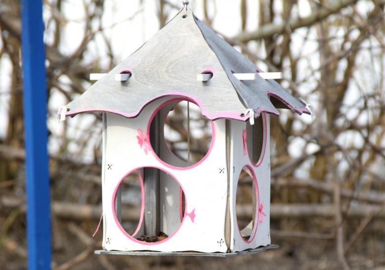 Кормушка для птиц 